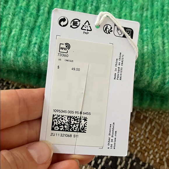 & Other Stories Bright Green Knit Beanie Wool Mix - Picture 5 of 6